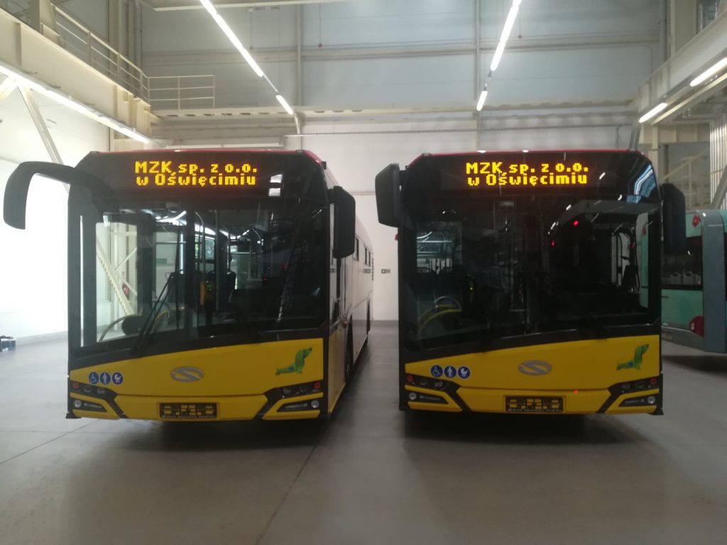 Dwa nowe autobusy marki Solaris