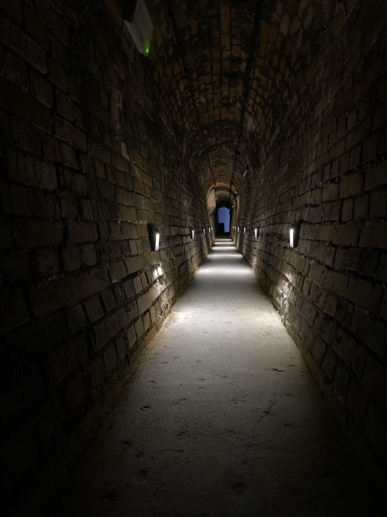 Jeden z podziemnych tuneli