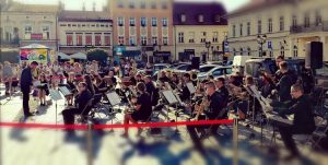 Koncert Miejskiej Orkiestry Dętej na Rynku