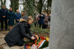 Oświęcim. Odnowiono nagrobek legionisty  Icchaka Izydora Hirscha