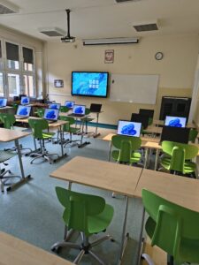 Nowoczesna edukacja w miejskich szkołach - PRACOWNIE AI